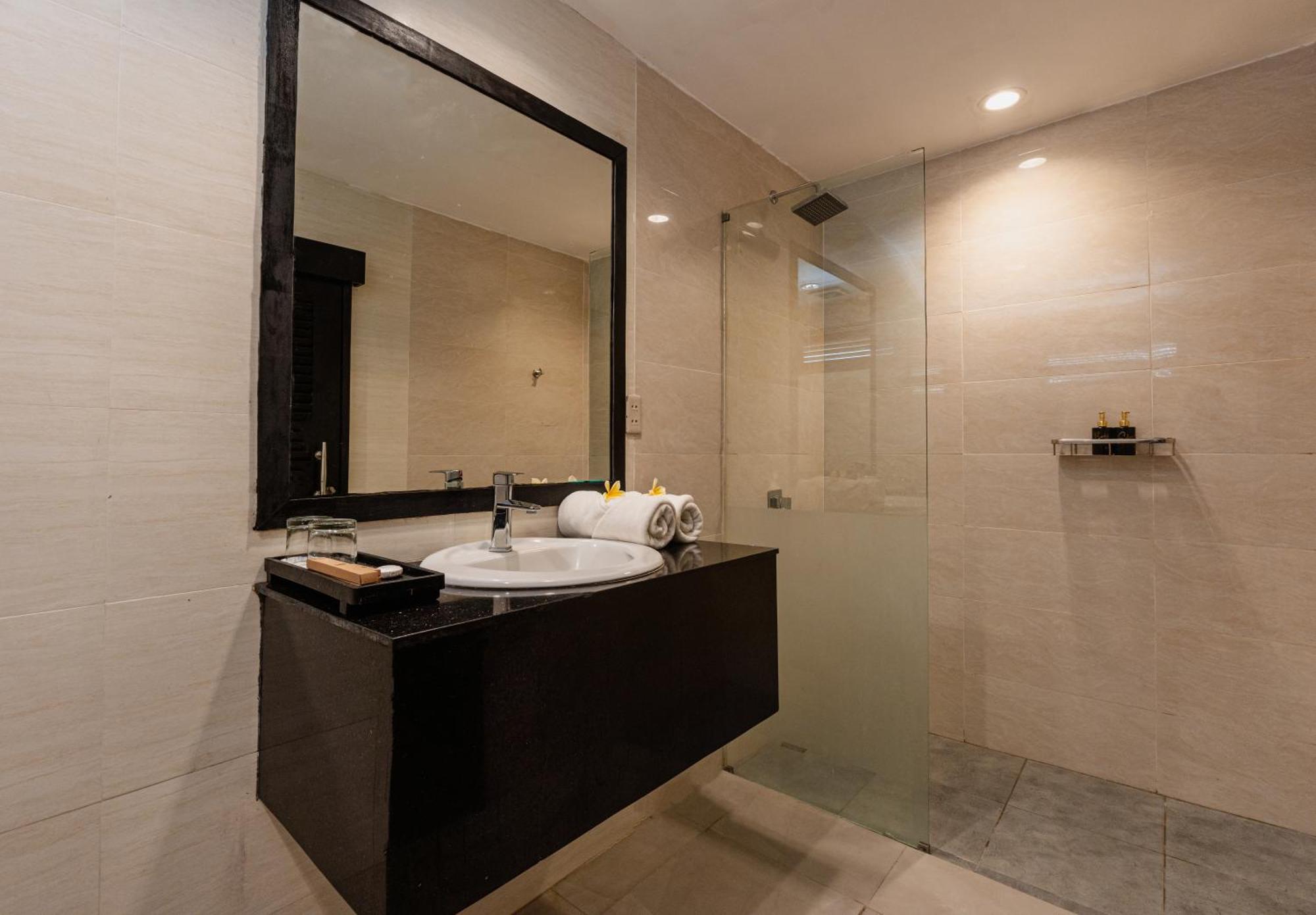 Casa Wina Kuta Hotel Kuta  Bagian luar foto