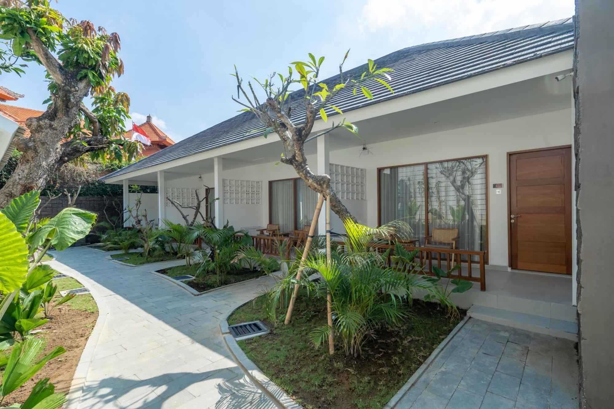 Casa Wina Kuta Hotel Kuta  Bagian luar foto