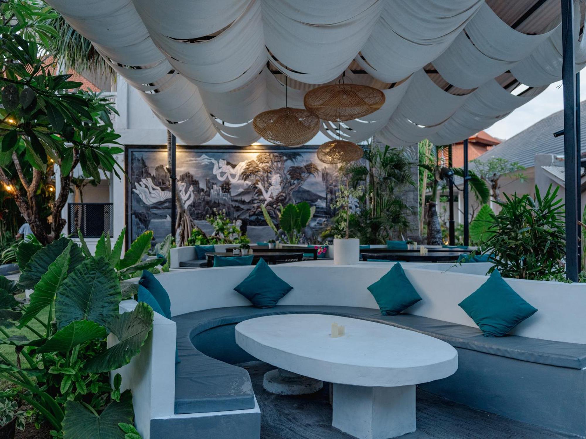 Casa Wina Kuta Hotel Kuta  Bagian luar foto